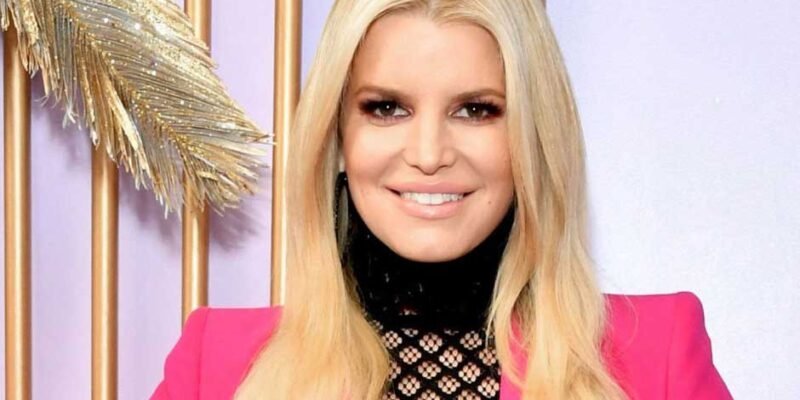 Jessica-Simpson-Net-Worth